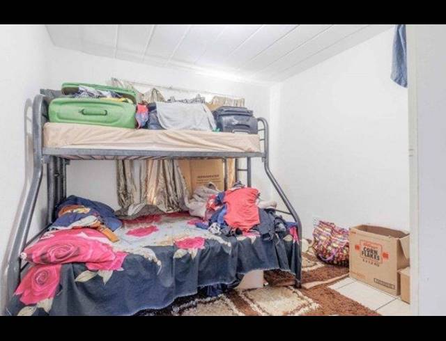 2 BEDROOM HOUSE FOR SALE IN KEW